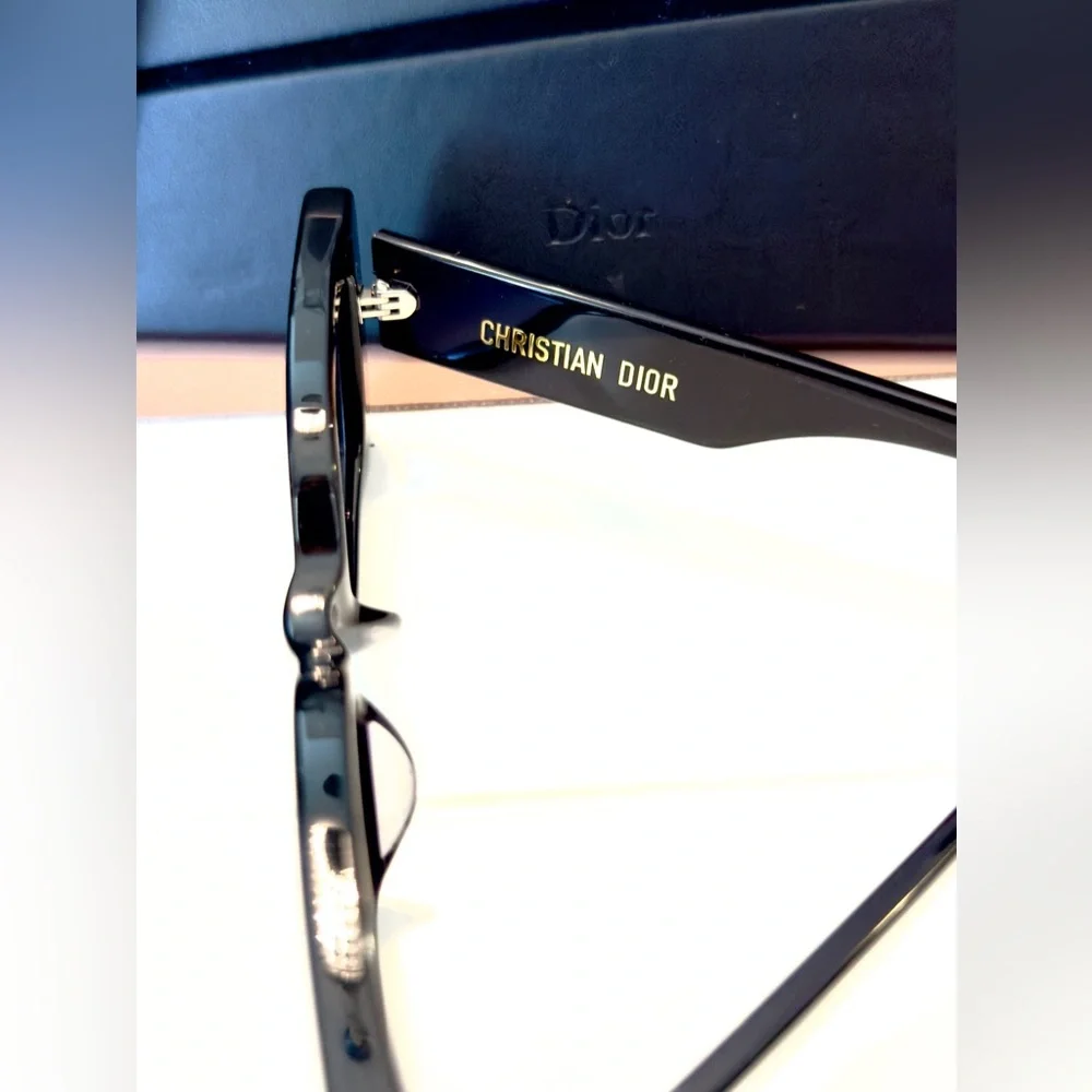 New Dior Pacific Sunglasses - Picture 5 of 8